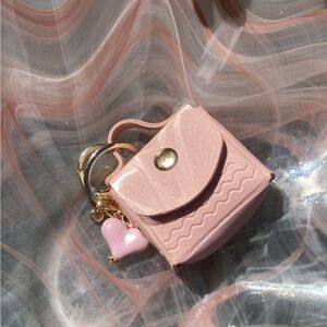 โธ๏ธSmall pink purse charm